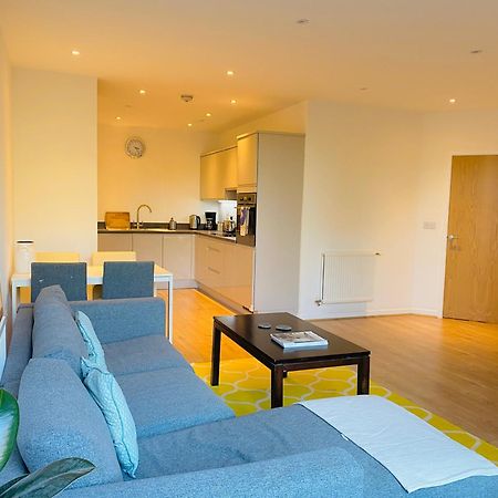 Spacious Two Bedroom Apartment In Balham Londra Exterior foto