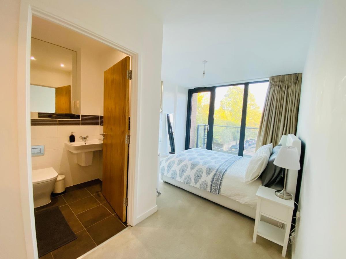 Spacious Two Bedroom Apartment In Balham Londra Exterior foto