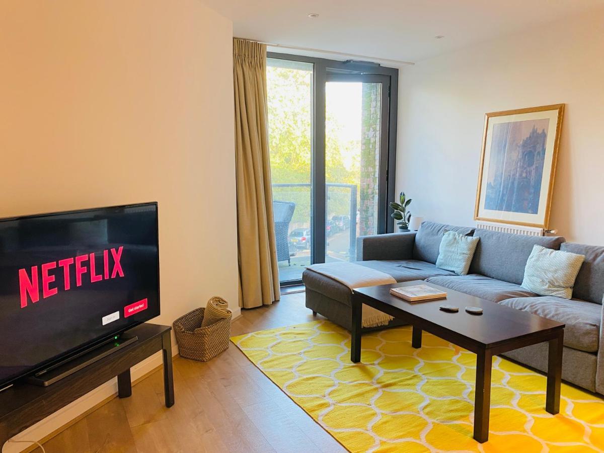 Spacious Two Bedroom Apartment In Balham Londra Exterior foto